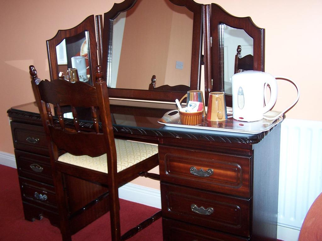 Colonelwood House Otel Westport Oda fotoğraf